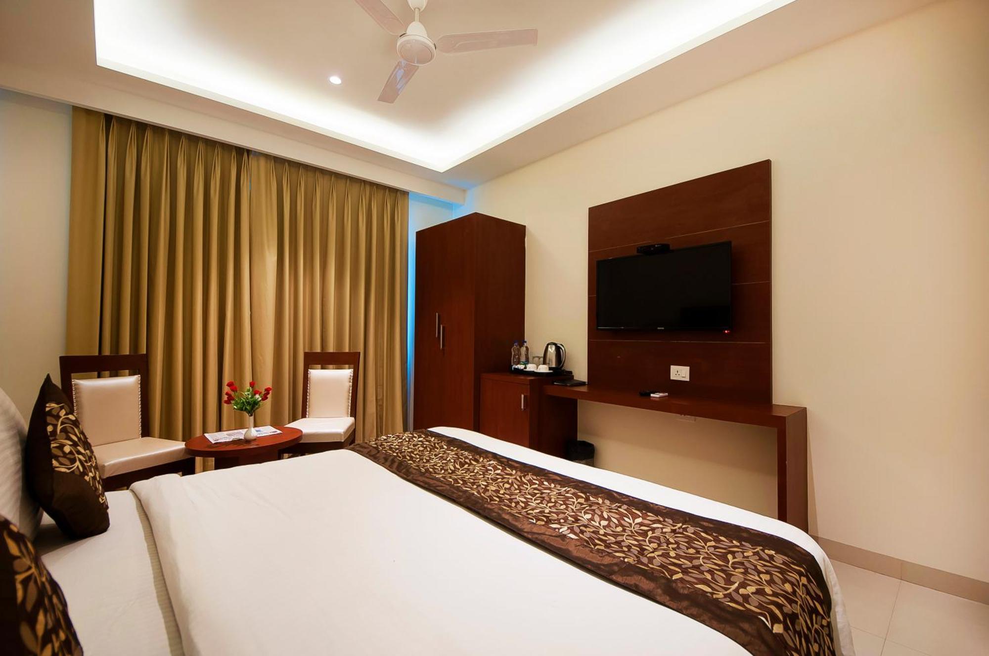Hotel Z Suite-Near Delhi Airport New Delhi Eksteriør billede