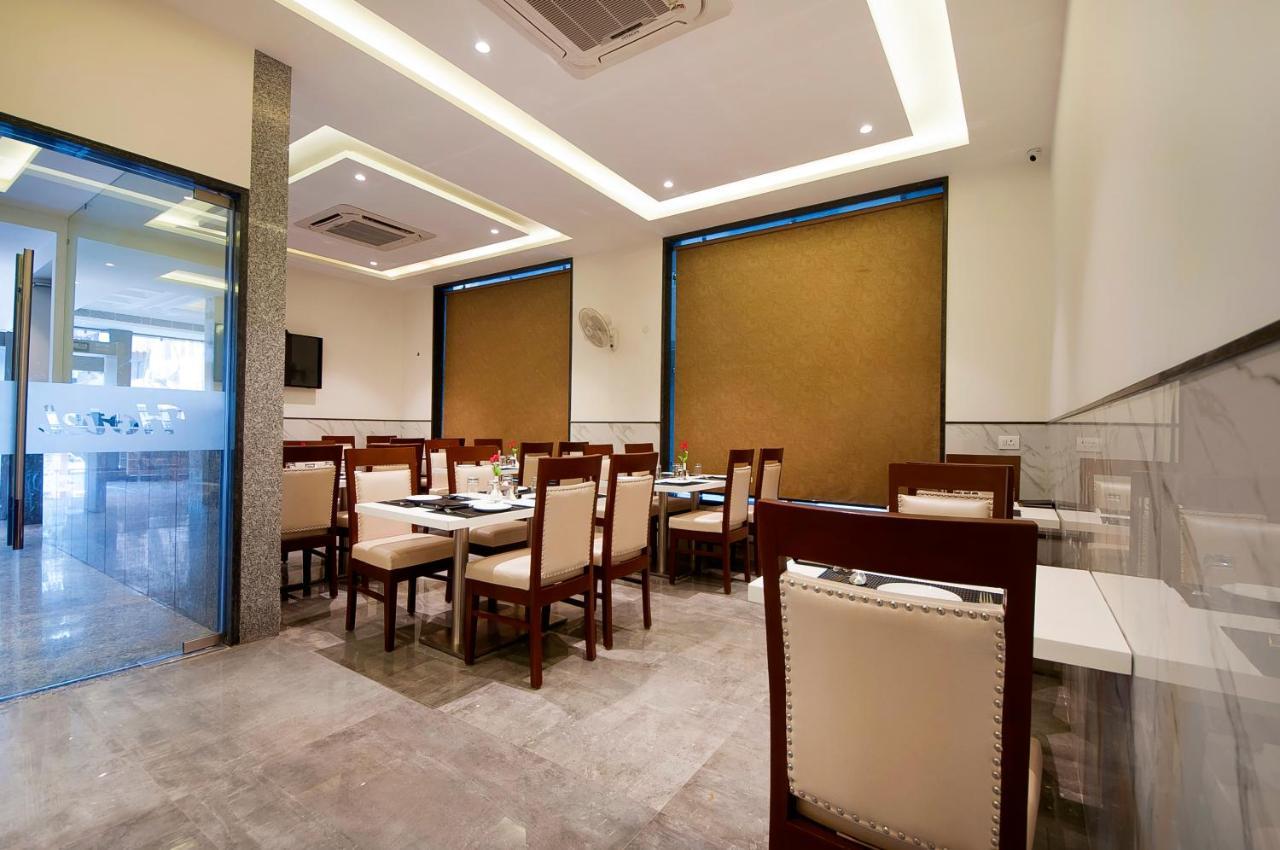 Hotel Z Suite-Near Delhi Airport New Delhi Eksteriør billede